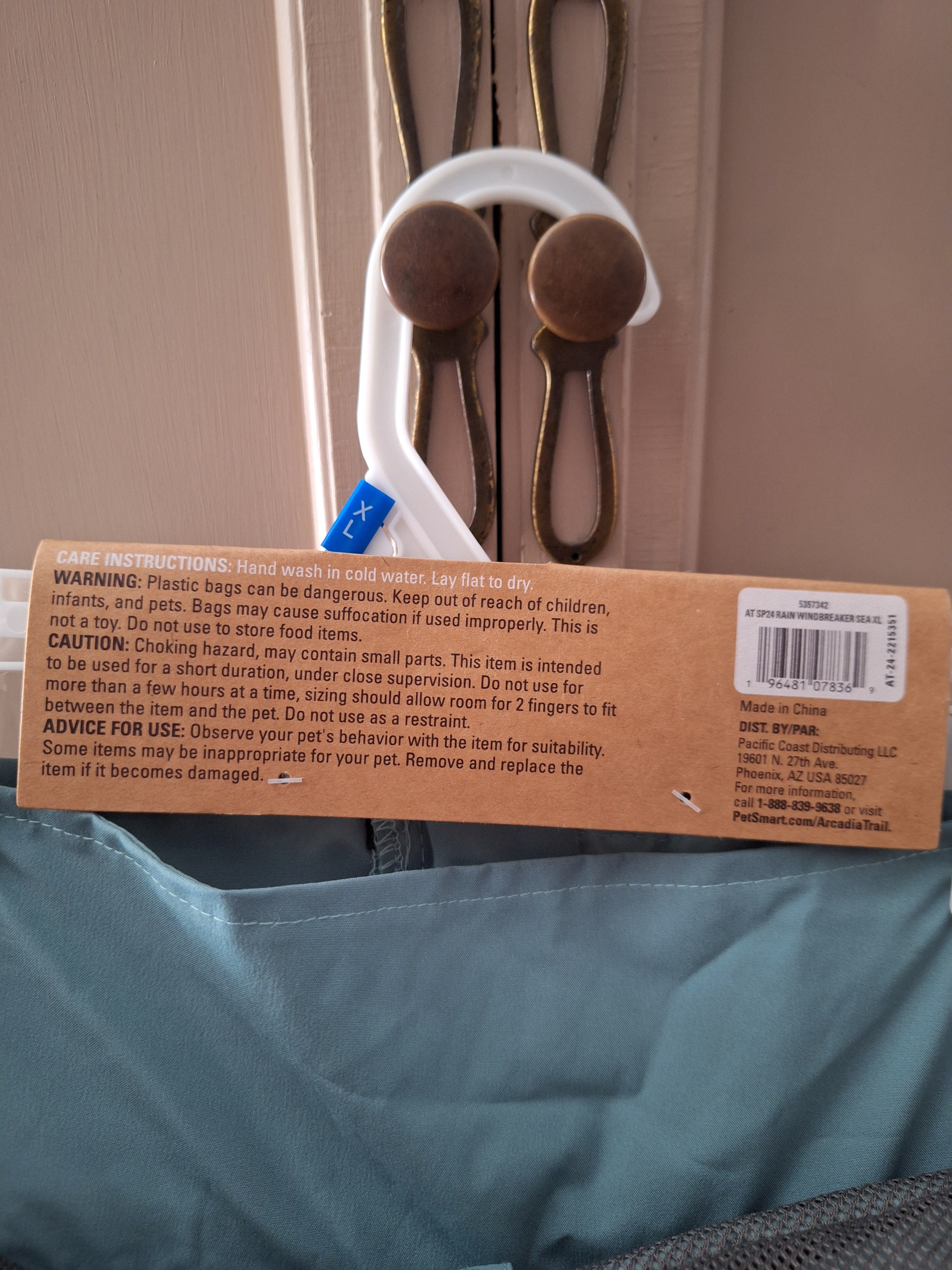 Arcadia Trail Waterproof Windbreaker for dogs size xl